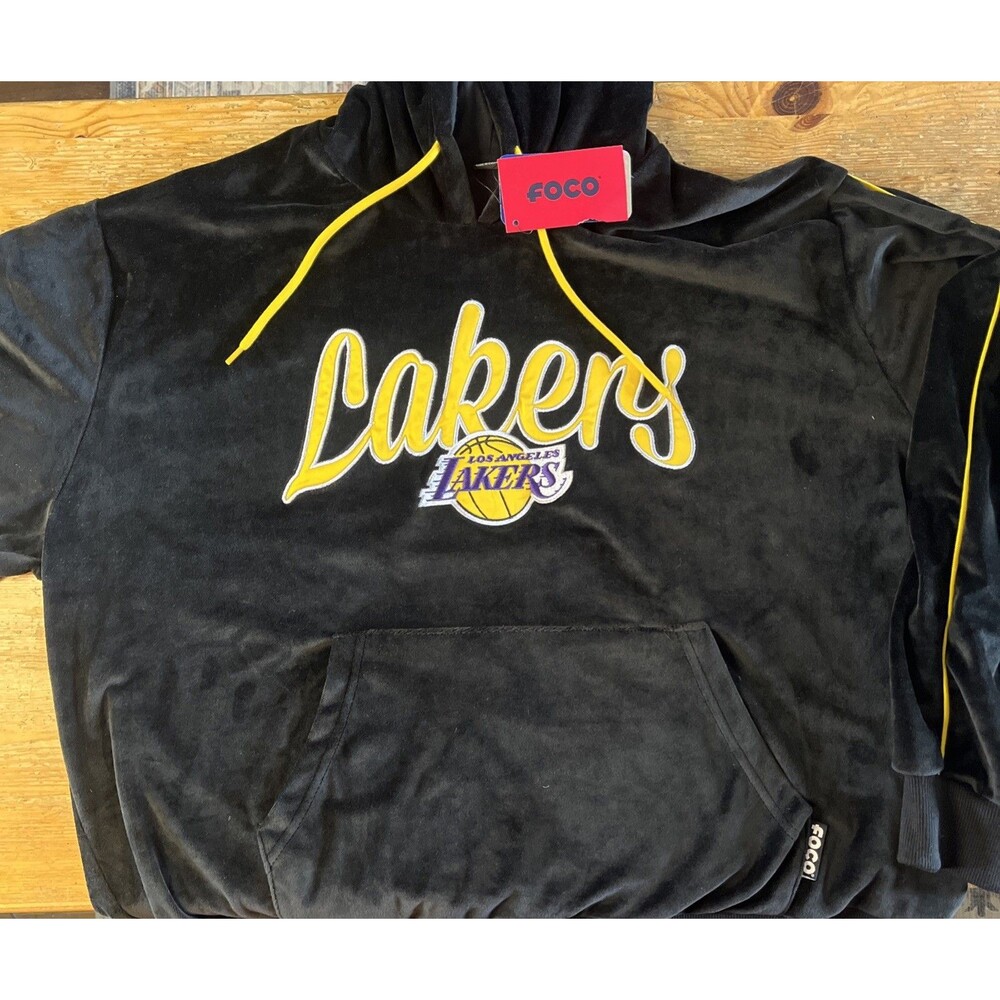 Los Angeles Lakers Hoodie NWT Women’s FOCO Velvet Velour NBA Black Sweatshirt
